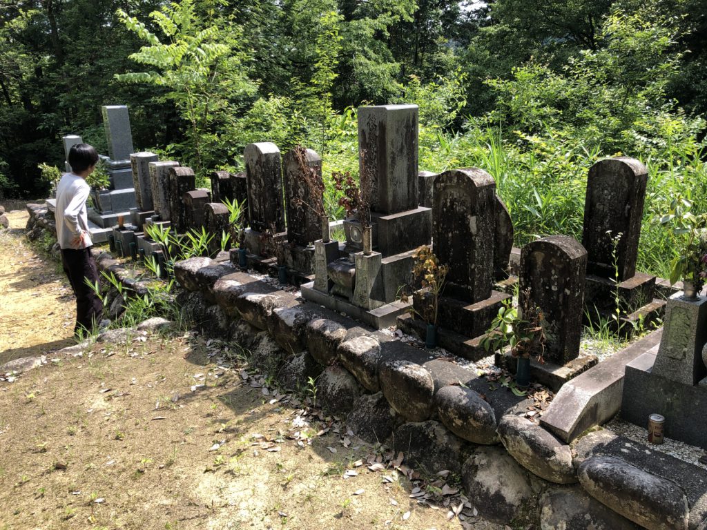 リフォーム前の墓地