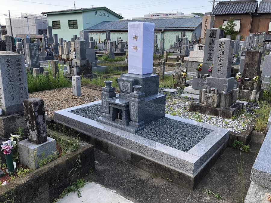 お墓と外柵